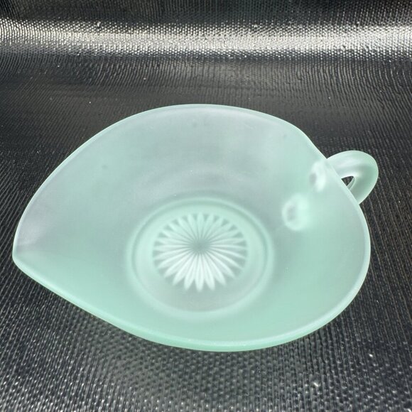 Vintage Indiana Glass Light Green Frosted Satin Finish Glass Dish Bowl W Handle - Picture 8 of 13